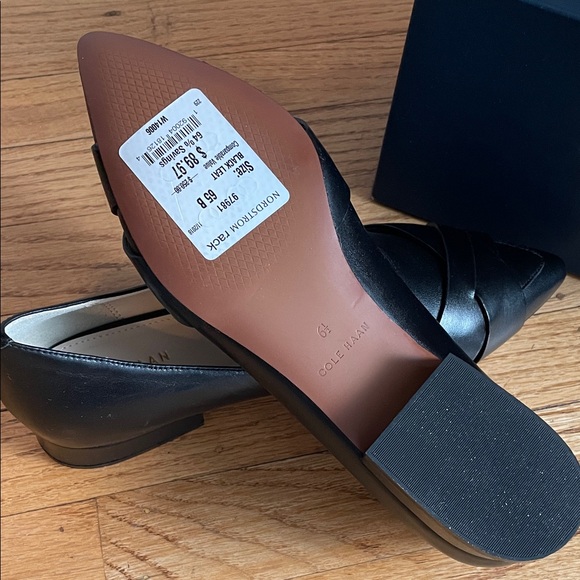 NEW Cole Haan Women's Camila Skimmer Black Pointed Loafers 6.5M - Picture 8 of 9